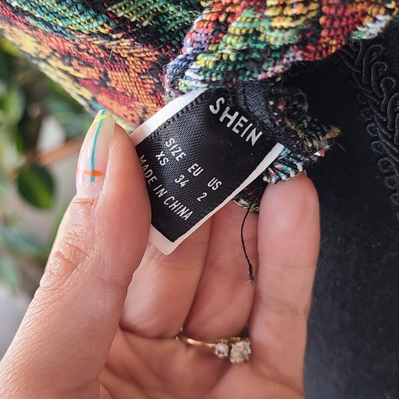 Crop top - Picture 4 of 4